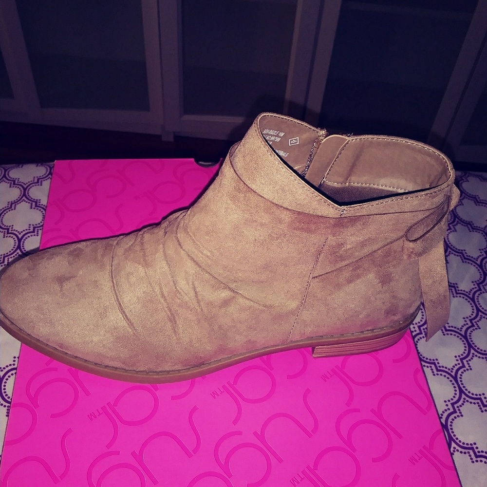 Booties - Picture 2 of 8